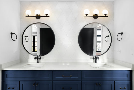 3 Light Vanity